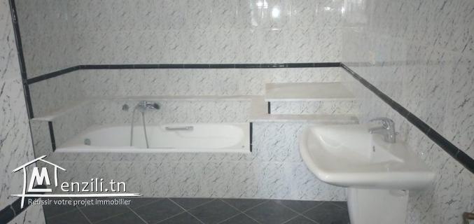 une belle villa sur terrain de 220m