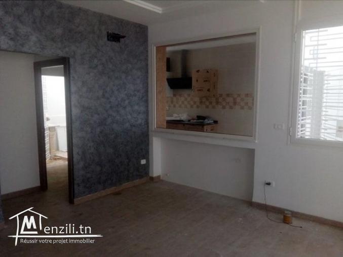 une maison style duplex