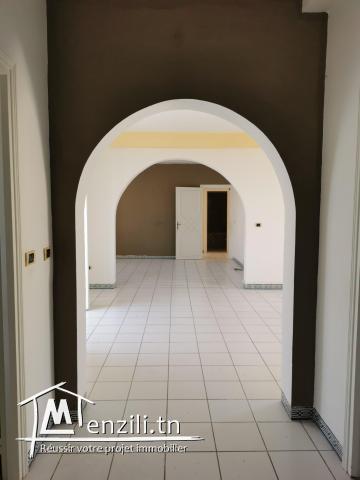 ÀL spacieux et lumineux appartement à Ain Zaghouan