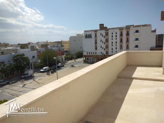 S+1 BIEN MEUBLÉ POUR ÉTUDIANT-ÉTUDIANTE