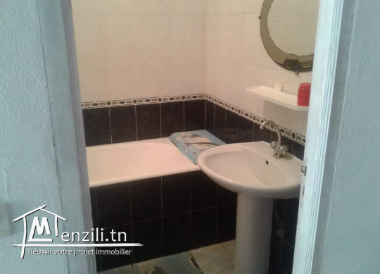 Étage de villa A louer a kelibia centre ville