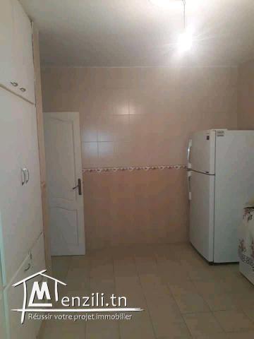 villa R+2 à Manouba_Tunis à côté de station Métro