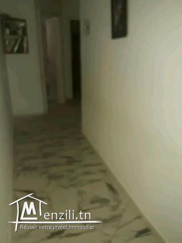 villa R+2 à Manouba_Tunis à côté de station Métro