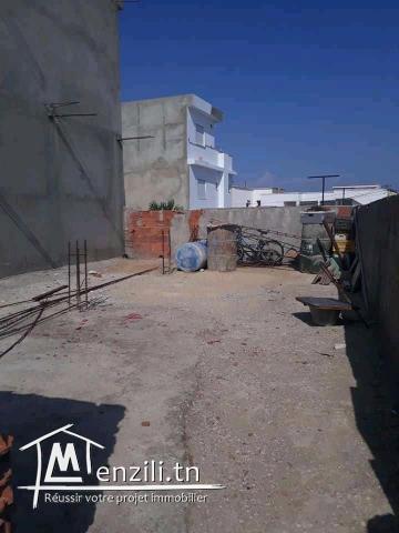 villa R+2 à Manouba_Tunis à côté de station Métro