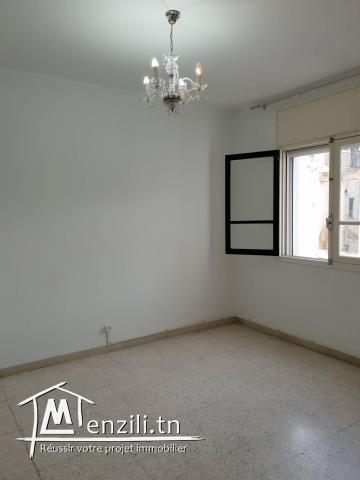 S+3 Plein Centre Ville Tunis près av Carthage