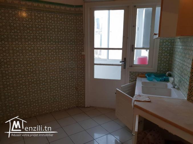 S+3 Plein Centre Ville Tunis près av Carthage