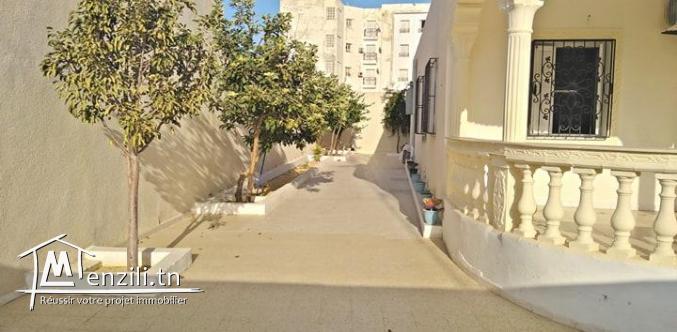 350 000 DT A vendre s+4, monastir .