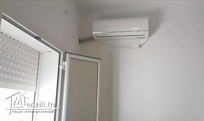 منزل مؤثث ومكيف للكراء بقرقنة