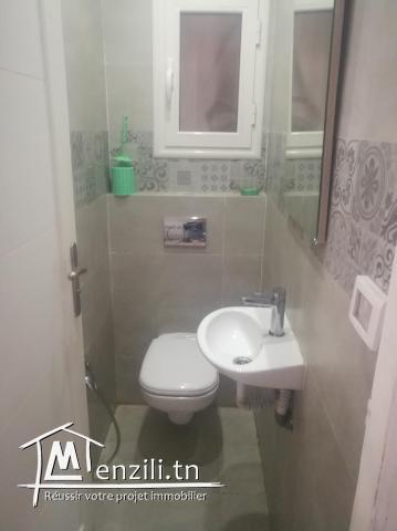 un  appartement au 3 éme étage située au Rue de Beirut belvédère