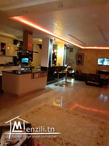 Duplex très haute standing La Soukra (Mosquée Erraoudha)