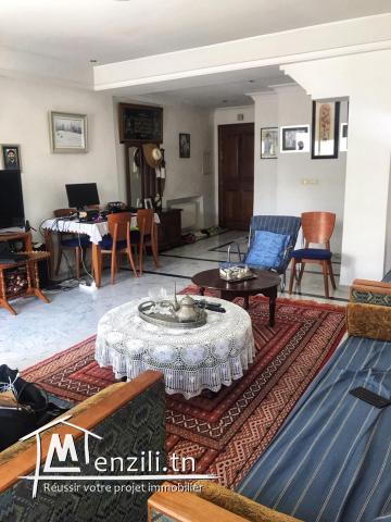 Un très bel appartement S+3 à vendre à Ennasr II
