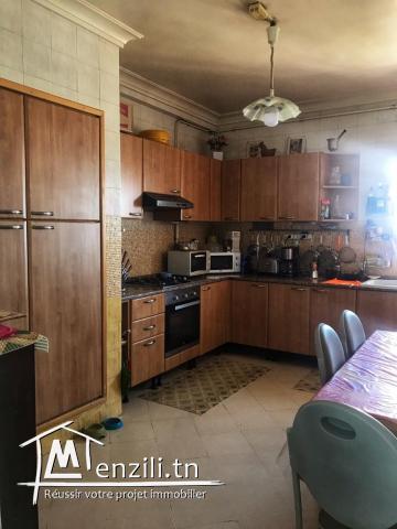 Un très bel appartement S+3 à vendre à Ennasr II