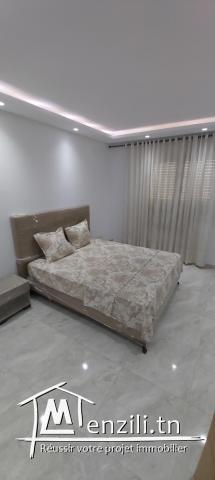 Appartement neuf jamais habité à cité ezzayatine Aouina