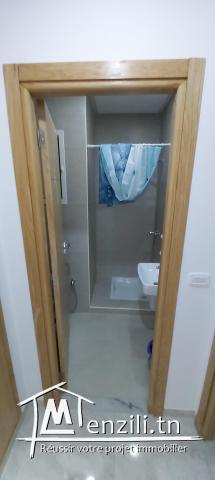 Appartement neuf jamais habité à cité ezzayatine Aouina