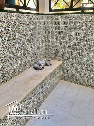 Appartement à louer rénové non meublé rez de chaussé S+3 Ras Tabia