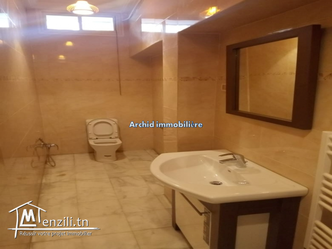 Immeuble r+3 à France ville El Omrane