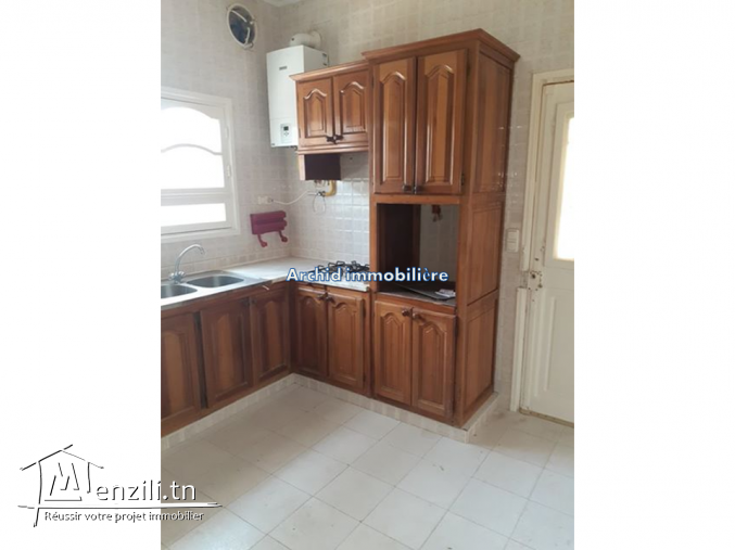 une villa à bardo  2 min à avenue   Habib Bourguiba