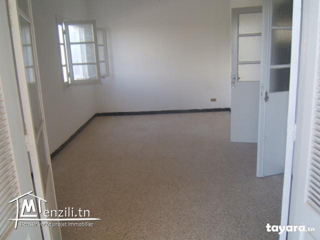 Bel appartement meublé situé au centre ville de Gafsa