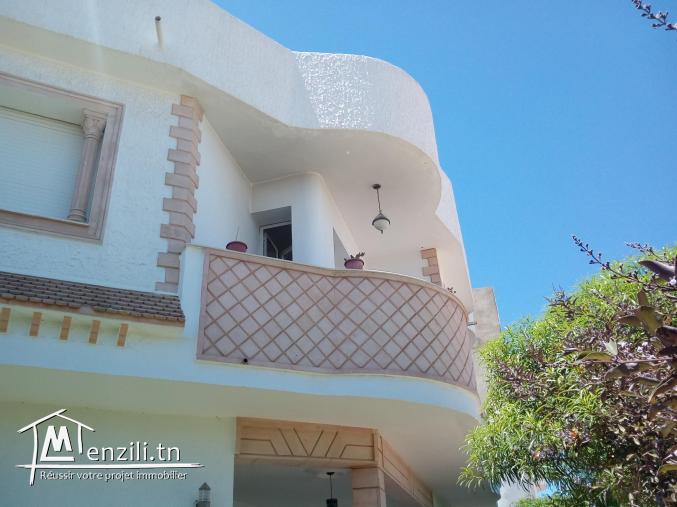 etage de villa s4 à louer a kelibia