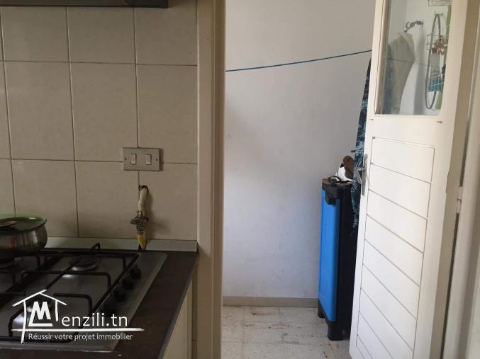 A VENTRE APPART A MENZEH 9B