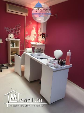 a vendre un centre d’esthétique et coiffure slim center