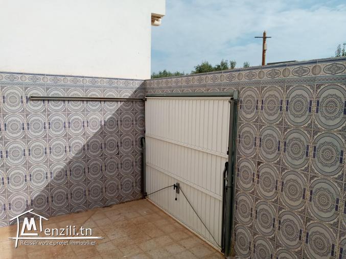 Maison prés de kiosque oilibya mnihla