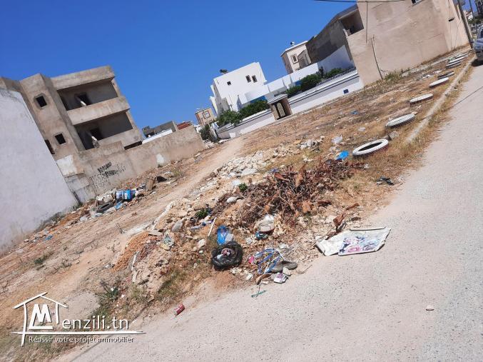 ساحة بقليبية للبيع