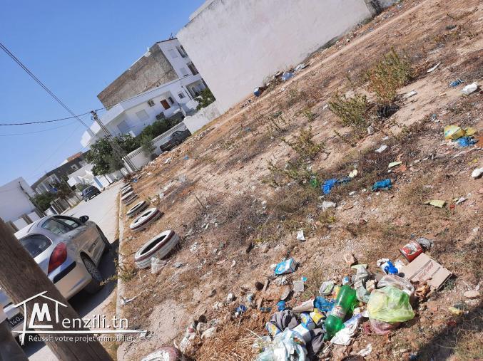 ساحة بقليبية للبيع