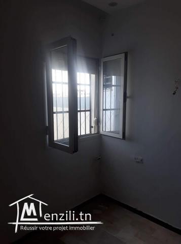 A louer une maison a radès