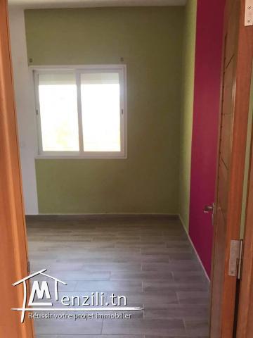 A louer etage de villa S+3, situee a cite nasr, la marsa