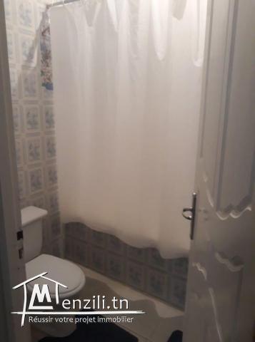 à vendre maison 2 étage  à centre ville kélibia