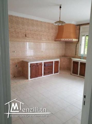 UNe tres belle et spacieuse villa a vendre