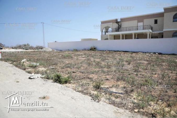 terrain à vendre d'une superficie de 217m² à kerkouan kélibia