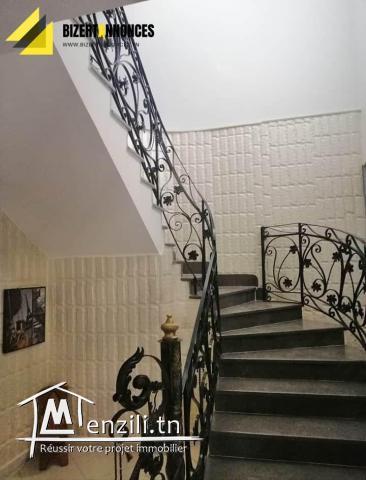 Un bâtiment à RIMEL PLAGE sur 3 niveaux avec garage