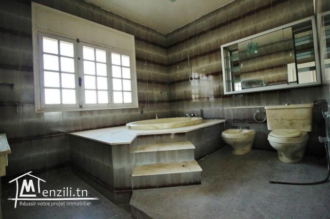 Belle bâtisse à la Soukra