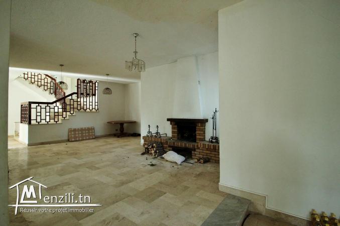 Belle bâtisse à la Soukra