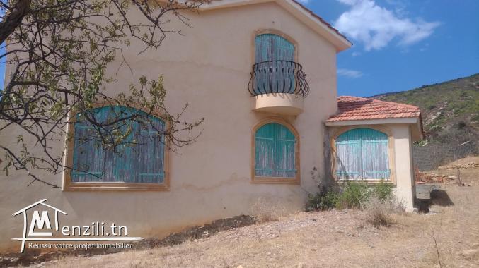 Chalet et terrain à Ghar El Melh à vendre