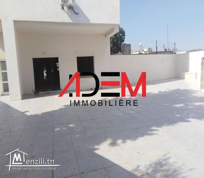 Local commercial bien situé