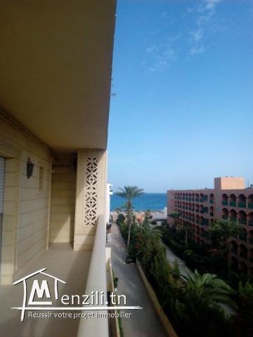 S+3 au cœur de la zone touristique, pieds dans l’eau