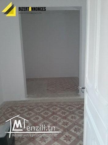 للبيع طابق أوّل لمنزل في المدّة بنزرت