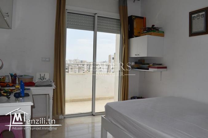 A vendre un appartement  a ennasr 2