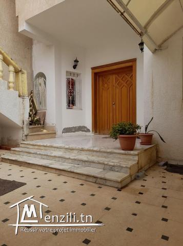 une très belle villa lumineuse et fonctionnelle a vendre