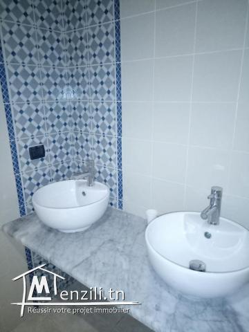 À louer une villa avec piscine à Aghir