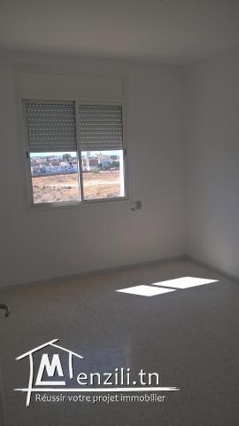 Appart S+3 á ben arous, 1 km de l'accés Autoroute Hammamet/Sousse