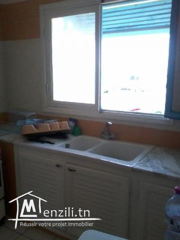 A VENDRE APPARTEMENT A CITE EL OMRANE MONASTIR VILLE S+3 de 125 m 2