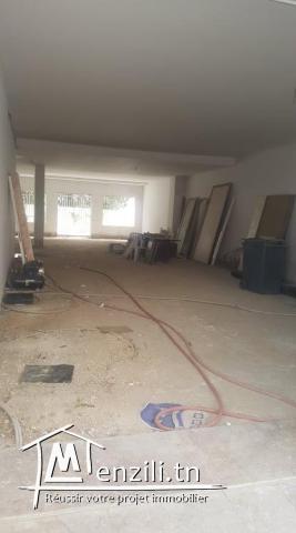 A vendre un Local commercial à Ennasr 2