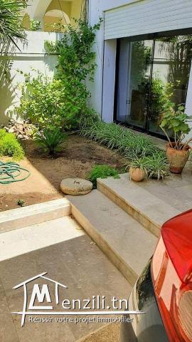 Villa  Moderne sur terrain de 200 m²  de  à La Soukra