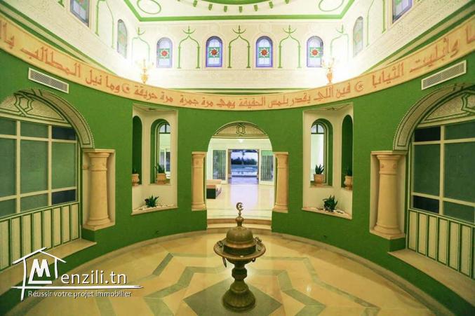 Villa 2600m2 à La Soukra chez particulier