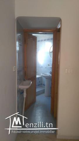 étage de villa sise à bouassida sfax km4 à louer