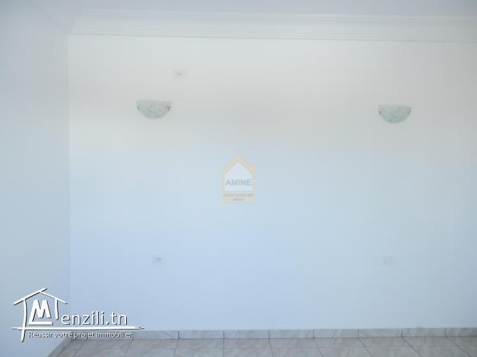 Magnifique villa avec piscine à vendre à coté de la mer Djerba Aghir